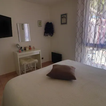 Somptueux T2 climatisé avec terrasse et parking à Sète - FR-1-472A-283 Appartamento