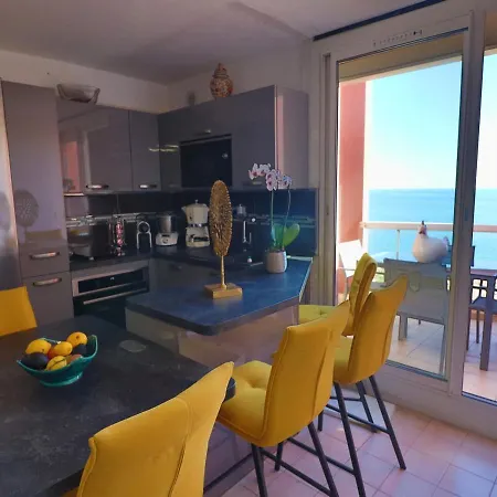 Somptueux T2 Climatise Avec Terrasse Et Parking A - Fr-1-472a-283 * Sète