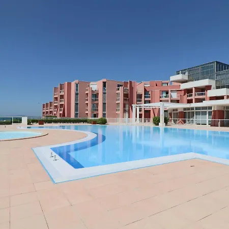 Appartement Somptueux T2 Climatisé Avec Terrasse Et Parking à - Fr-1-472a-283 *